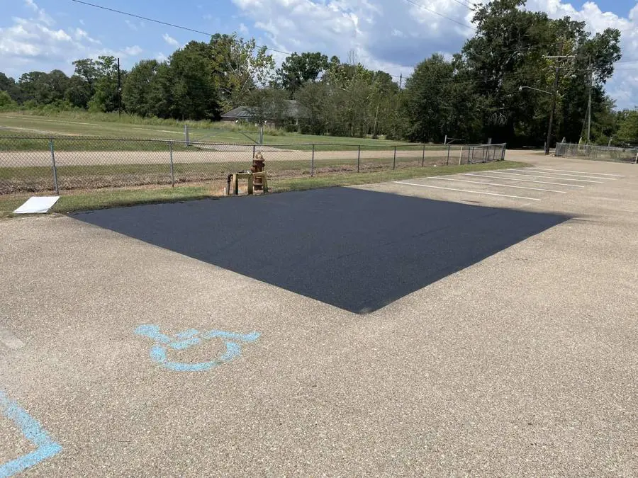 Asphalt patch repair